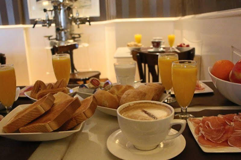 Hotel Bouza Ribadeo Esterno foto